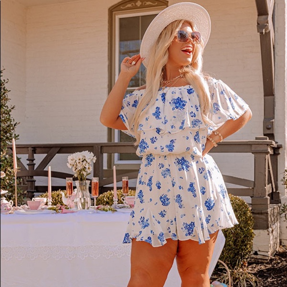 Sugar + Lips - Plus Size Floral Romper - NEVER WORN
